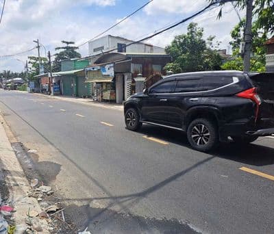 Cho thuê nhà mặt tiền lê văn lưong tiện kinh doanh kế cao tốc bến lức
