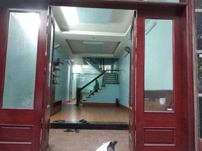 Cho thê nhà riêng 80m2 4 tầng 5 ngủ tại ngõ 470 Nguyễn Trãi 13 triệu