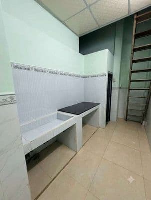 Nhà 3pn 2wc, 9,5 tr tại bình thạnh