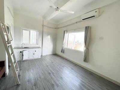 Chung cư mini ngay nguyễn văn quá cửa sổ bãi đậu oto có bảo vệ