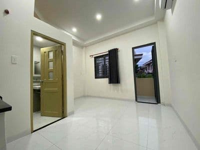 Thuê ngay căn ban công 29m2 ánh sáng tự nhiên ngay Nguyễn Xí gần Q1,3