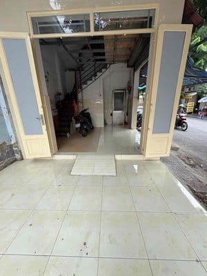 Mặt Bằng Ngã Tư 2 mặt tiền khu vực sầm uất, mới đẹp