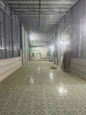Cho thuê mặt tiền Lê Văn Lương, 175m² trệt + 30m² gác – kho mới xây
