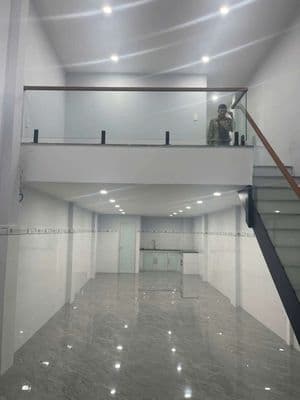 Nhà 4x15m gần cc gia phú – gác lửng đúc 2pn 2wc hẻm 6m – vào ở ngay