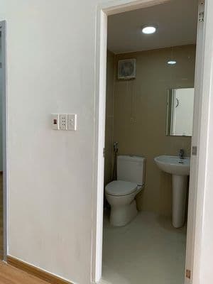 Bán căn hộ lầu 3, lô F, Chung cư Lê Thị Riêng, view công viên