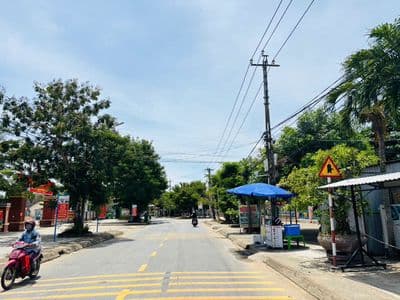 Chính chủ cắt lỗ lô đất sau lưng chợ la tháp - giá chỉ 5xx triệu/lô