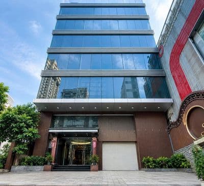 Toà nhà văn phòng gần 2.000m2 diện tích trục đường chính quận 3