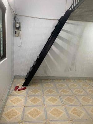 Nhà riêng, DT 3m x4m, trệt lửng, yên tĩnh