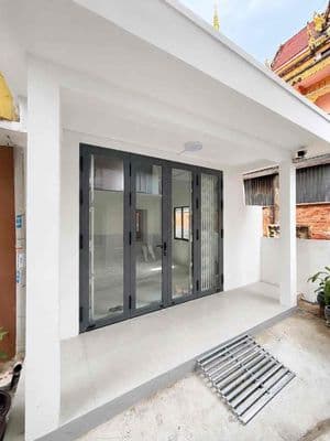 Cho thuê nhà mặt tiền trục chính hẻm đường đề thám giá 8 triệu tháng