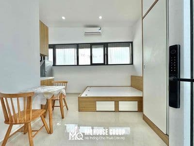 Studio cửa sổ nhỏ full nội thất - thang máy ngay Big C Miền Đông Q10