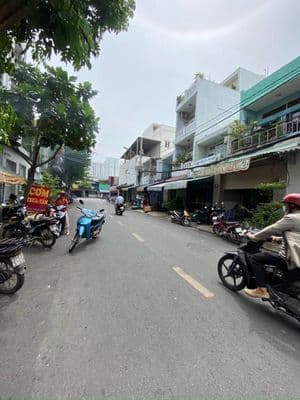 Nhà Thuê 6.5x20m.3 Lầu.MT Khu Lương Trúc Đàm.Gía:38tr