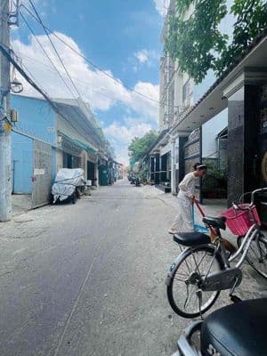 Bán nhà 334m2, Huỳnh Tấn Phát, Q7, nhà 7 tầng 10 X 33,4m