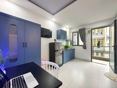 Căn hộ ban công full nt tô hiến thành ngay đh bách khoa- kinh tế 5p