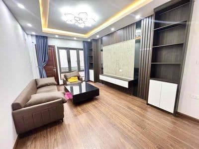 Siêu phẩm xuân thủy – vài bước ra mặt phố – 2 thoáng siêu hiếm!