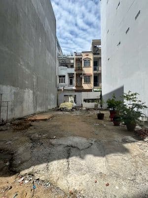 ĐH Văn Lang, đất 2 MT Nơ Trang Long-Phạm Văn Đồng, 7,5x15m GPXD 6 tầng