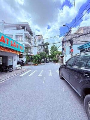 Đường 12m Khu Tô Hiệu 6.4x22m gác 12tr/th