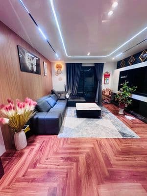 Nhà mới cầu giấy – 7 tầng thang máy, full nội thất giá 15,8 tỷ