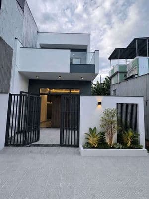 Cho thuê nhà 2 tầng: đường nguyễn văn tấn - 3 phòng - 3wc