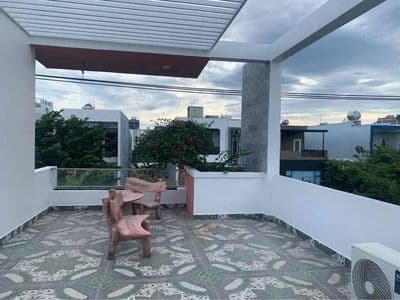 Cho thuê nhà 3 tầng đẹp 2 pn full nội thất mặt tiền bùi trang chước kh