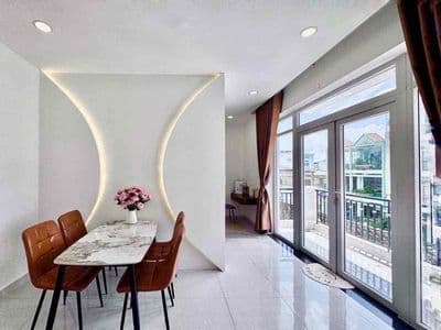 1 phòng ngủ ban công ngay khu bảy hiền - full nội thất - giặt riêng
