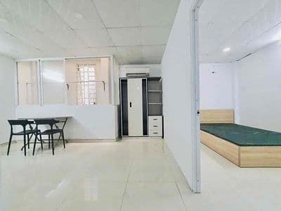 1 phòng ngủ tách bếp - full nội thất - ngay chợ hoàng hoa thám