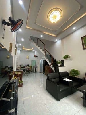 Bán nhà đường Tân Kỳ Tân Quý Dt 52m vuông , 5 tầng,ngang 4, dài 13, gi