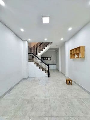 Nhà cho thuê Gò Xoài - Đs4, BT (4PN 3WC) hẻm xe hơi, nhà trống ở ngay