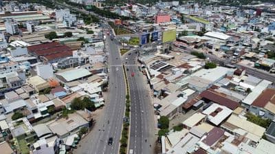 vị trí vàng ngay vòng xoay an lạc 位置优越,带储物空间的房子