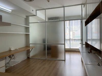 Văn phòng Officetel 35m2 Charmington La Pointe được ĐKKD, trống sẵn