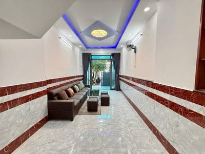 Chính chủ cần tiền bán nhanh nhà 53m2 2t đông bắc pm quang trung q12