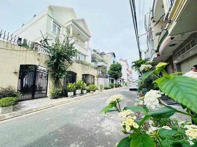 Cho thuê biệt thự đẹp sang trọng 500m2 khu dân cư d2d
