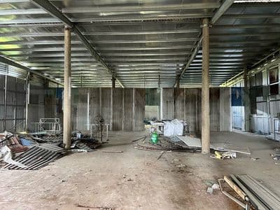 Kho xưởng bãi 900 m² kho xây dựng 720 m² có điện 3 pha, lộ Container