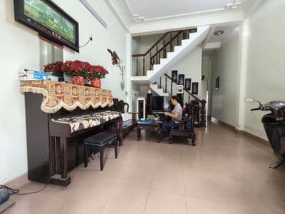 Nhà đường 6m Lê Độ - sd 86m2 - 3 tầng - hơn 6 tỷ