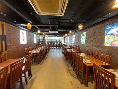 Cho thuê nhà - mặt phố trần khát chân - 4 tầng thang máy thông sàn