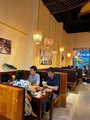 Cho thuê mặt tiền Hồ Xuân Hương - Quận 3
