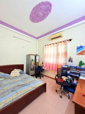 CHủ gấp bán nhà ngay CityLand - Hẻm xe hơi 4 tầng - Giá 9 tỷ