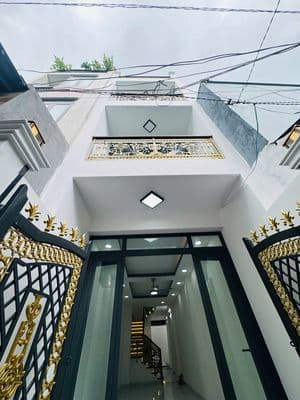 Nhà 4 tầng 2 mt hẻm khu nhà lô hưng phú p10 q8 3x20m 4pn 4wc