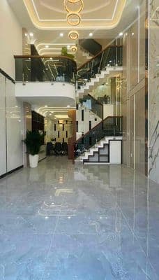 Chỉ 7.x Tỷ - Bán Nhà - Siêu Phẩm 5 Tầng - 4.6x12 - Oto Ngủ Trong Nhà