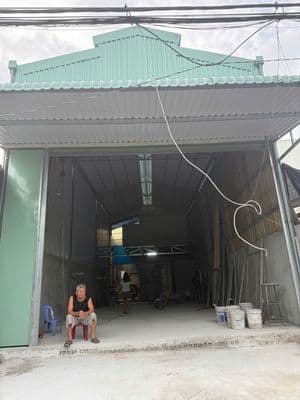 Cho thuê nhà xưởng – cao thoáng, rộng rãi, hẻm xe tải 5 tấn quay đầu