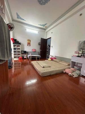 Phòng ban công full nt 35m2 , đường tô hiến thành q10