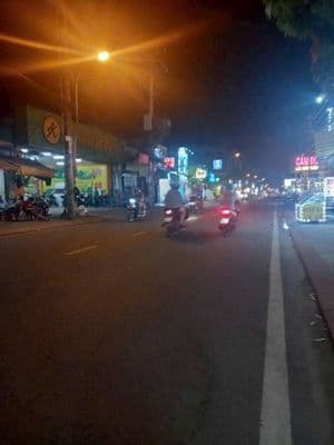 Nhà 4 tầng mặt tiền đường Gò Ô môi Quận 7. 8*27 giá 16 tỷ.