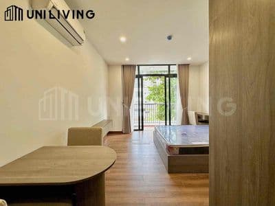Studio banconl - ánh sáng tự nhiên - thang máy - full nội thất