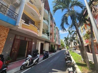Bán Nhà 3 Tầng, đường Cao Lỗ, quận 8, Ngang 4m x 16m, Nhỉnh 11 tỷ
