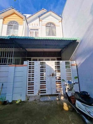Nhà 3 phòng hẻm 135 Đồng Văn Cống