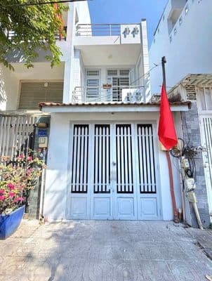 Cho thuê nhà MTKD Hiền Vương-Tân Phú. Dt 3.5x23- Đúc 2,5 tấm- 4pn, 3wc