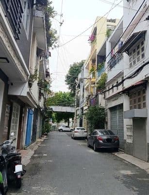 XE HƠI đậu cửa, 50m²x2 tầng Nhà đẹp, ở ngay - Gần Cầu Bông Bình Thạnh