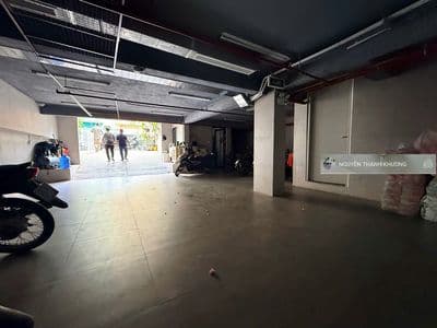 Cho thuê tòa văn phòng lê đức thọ 10x20m hầm 5 tầng - thang máy pccc