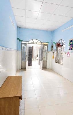 Siêu Hiếm, nhà 80m² gần ĐH Ngân Hàng, 3PN, chỉ 8 triệu
