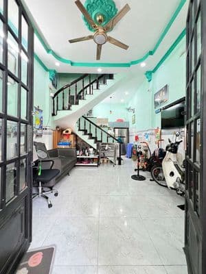 Cho thuê nguyên căn 2pn, sát hẻm xe hơi thông, Đg số 59 P14 gòvấp