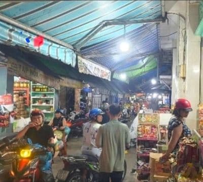 Mặt tiền chợ